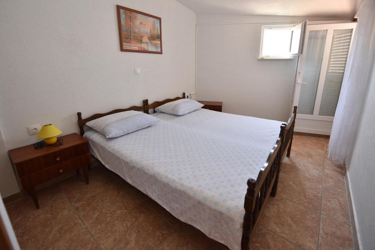 Apartments By The Sea Metajna, Pag - 6522 Zubovići Eksteriør billede