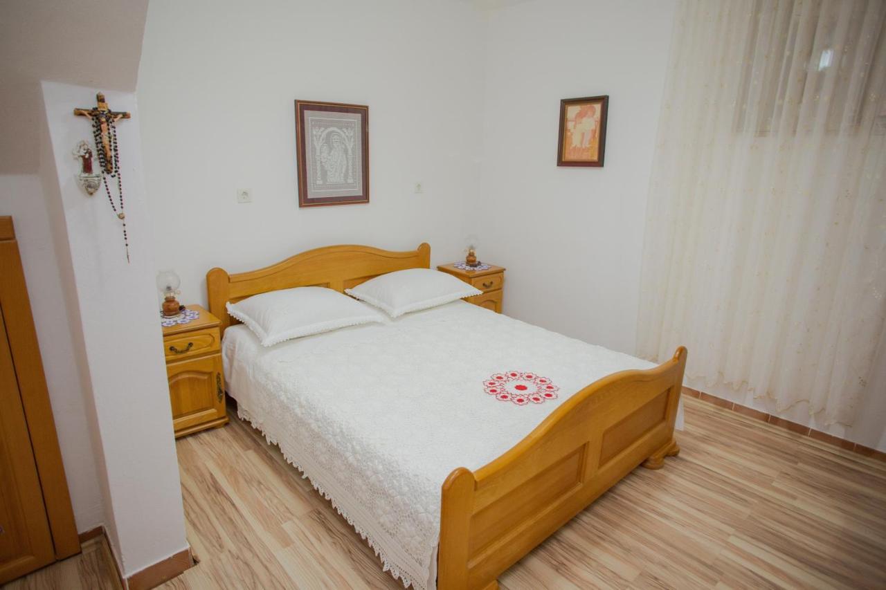 Apartments By The Sea Metajna, Pag - 6522 Zubovići Eksteriør billede