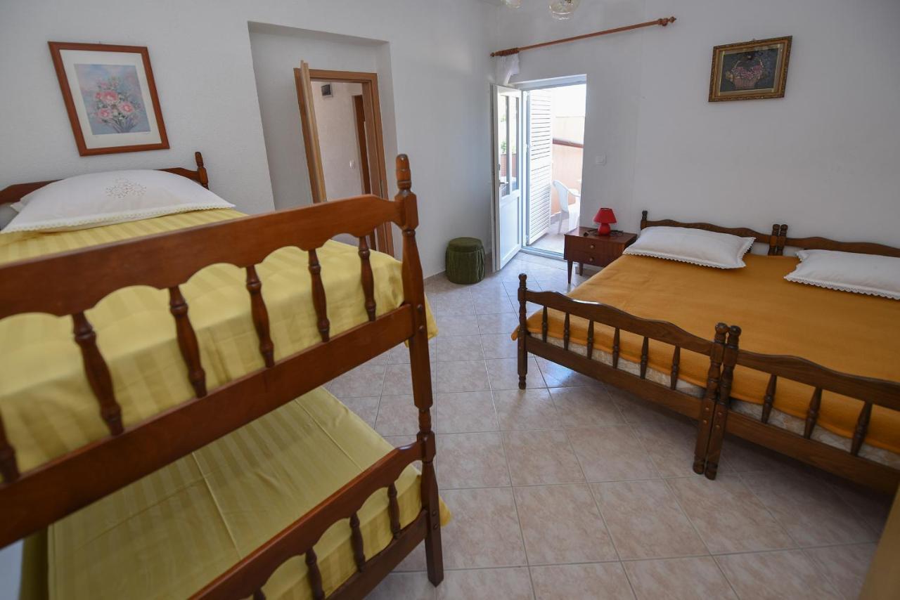Apartments By The Sea Metajna, Pag - 6522 Zubovići Eksteriør billede