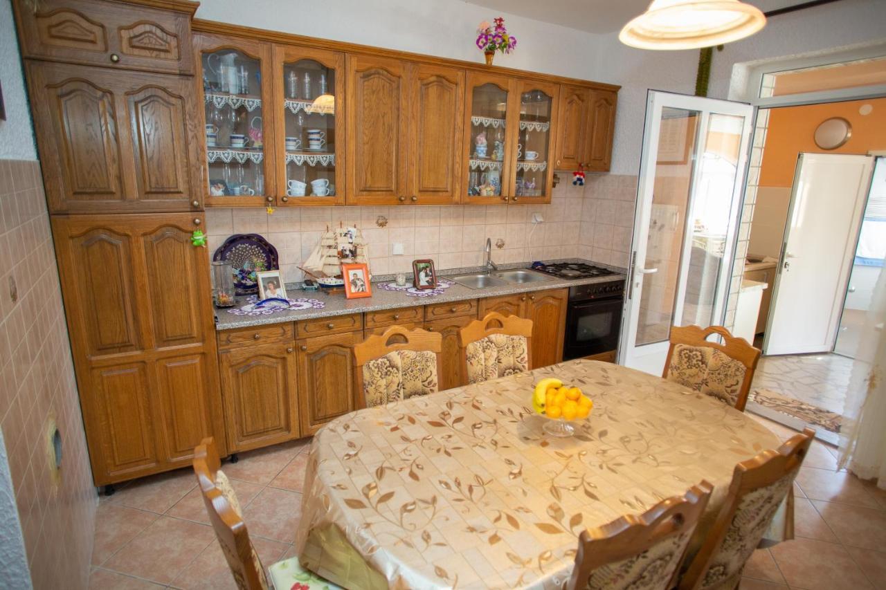 Apartments By The Sea Metajna, Pag - 6522 Zubovići Eksteriør billede